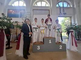 Éremeső és Sportszerű Küzdelmek a XI. Szerencsi Országos SKD-SKDUN Ippon-Shobu - Sensei Varga Csaba Emlékversenyen kép 1