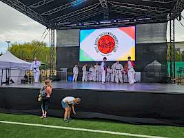 Eső, napsütés és fergeteges karate: Ilyen volt a Válassz Sportot Újbudán 2026! kép 17