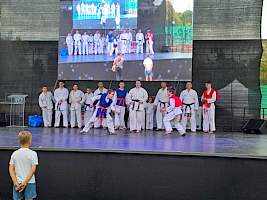 Eső, napsütés és fergeteges karate: Ilyen volt a Válassz Sportot Újbudán 2026! kép 27