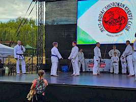 Eső, napsütés és fergeteges karate: Ilyen volt a Válassz Sportot Újbudán 2026! kép 29